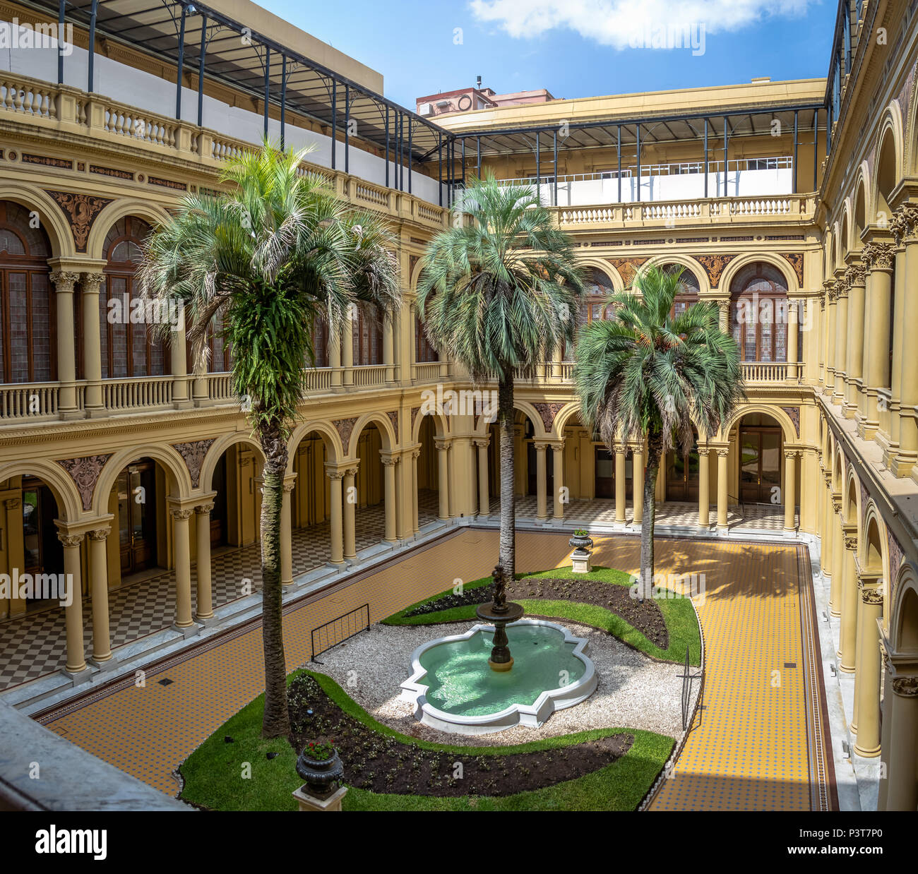 Il Palm Tree Patio (Patio de las Palmeras) presso la Casa Rosada Palazzo Presidenziale - Buenos Aires, Argentina Foto Stock