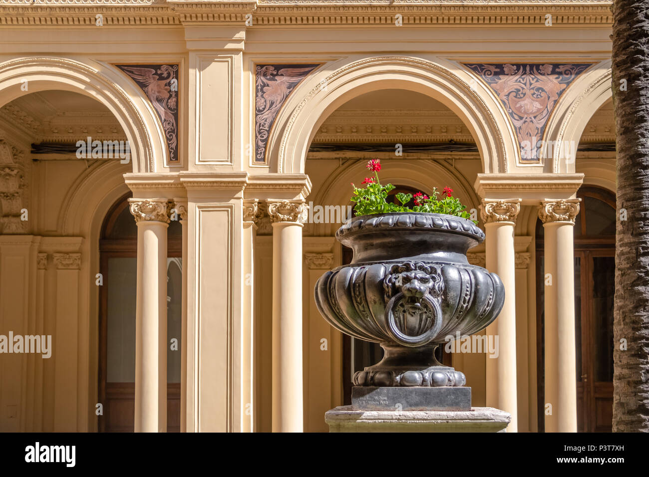 Dettaglio della struttura Palm Tree Patio (Patio de las Palmeras) presso la Casa Rosada Palazzo Presidenziale - Buenos Aires, Argentina Foto Stock