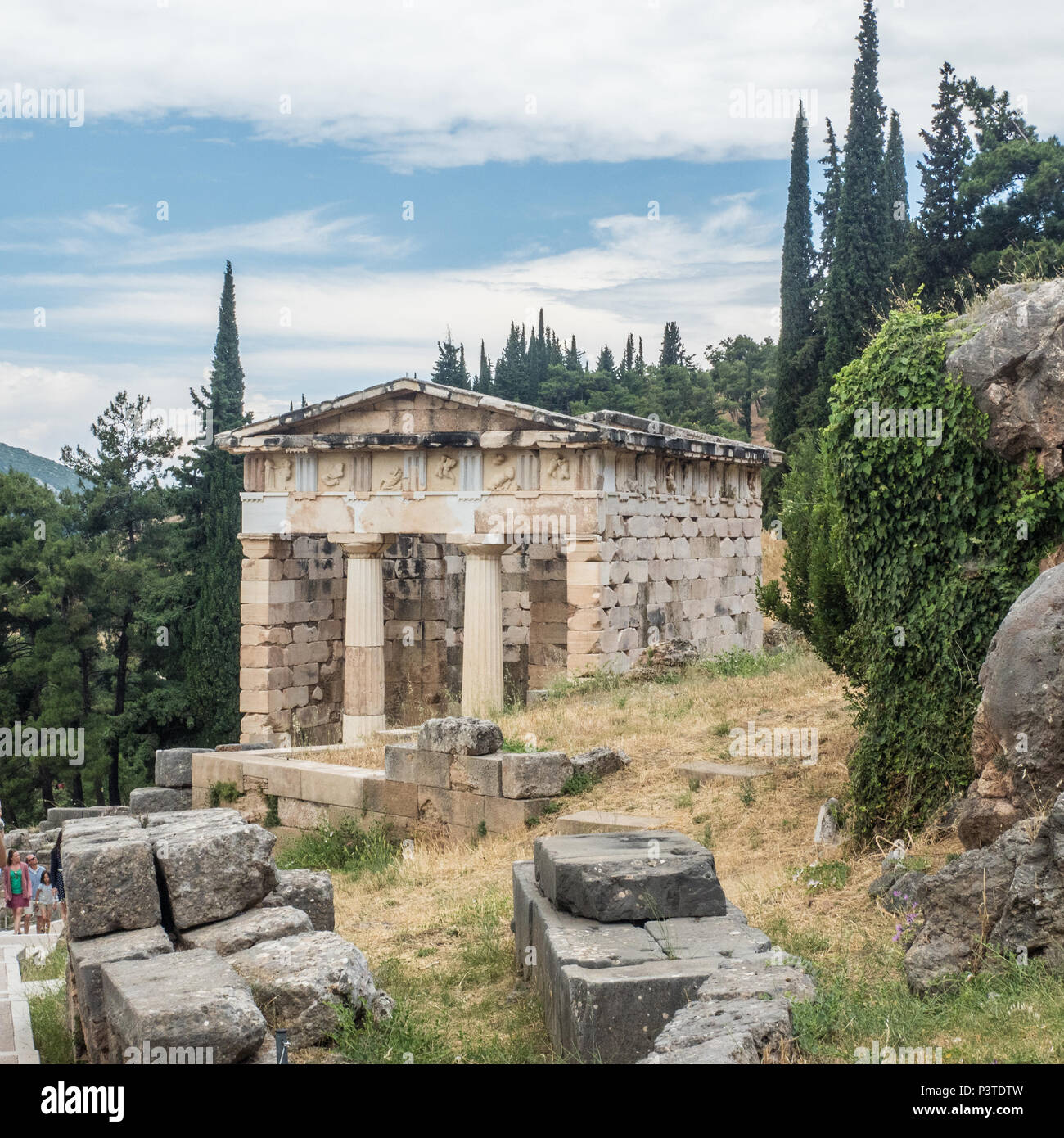 Delphi, un antico abitato sul monte Parnaso in Grecia, una volta casa del leggendario Oracle. Foto Stock