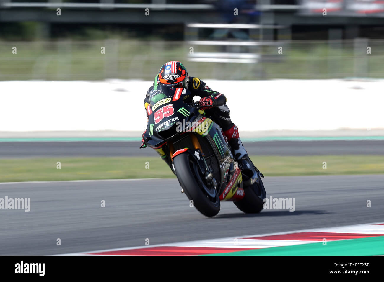 Giugno 16, 2018 - Montmelò, Catalunya, Spagna - Hafizh SYAHRIN della Malaysia e Monster Yamaha Tech 3 compete durante Gran Premi Monster Energy de Catalunya (Gran Premio di Catalunya), MotoGP practrice libero, il 16 giugno 2018 presso la pista di Catalunya a Montmelò, vicino a Barcelona, Spagna (credito Immagine: © Manuel Blondau via ZUMA filo) Foto Stock