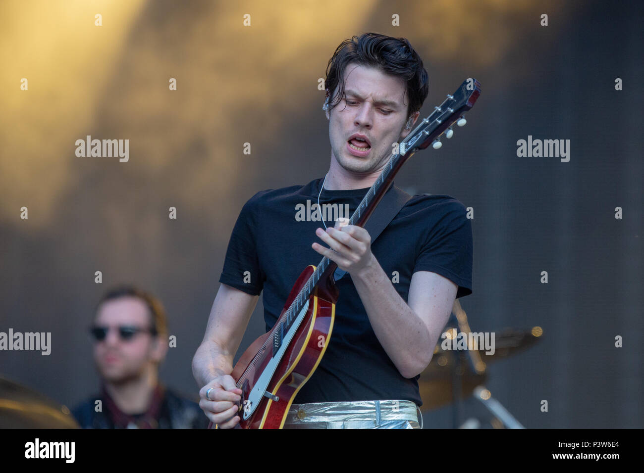 Twickenham, Regno Unito. 19 giugno 2018. James Bay sporting Rolling Stones a Stadio di Twickenham e Stadio di Twickenham,Londra UK..© Jason Richardson / Alamy Live News Foto Stock