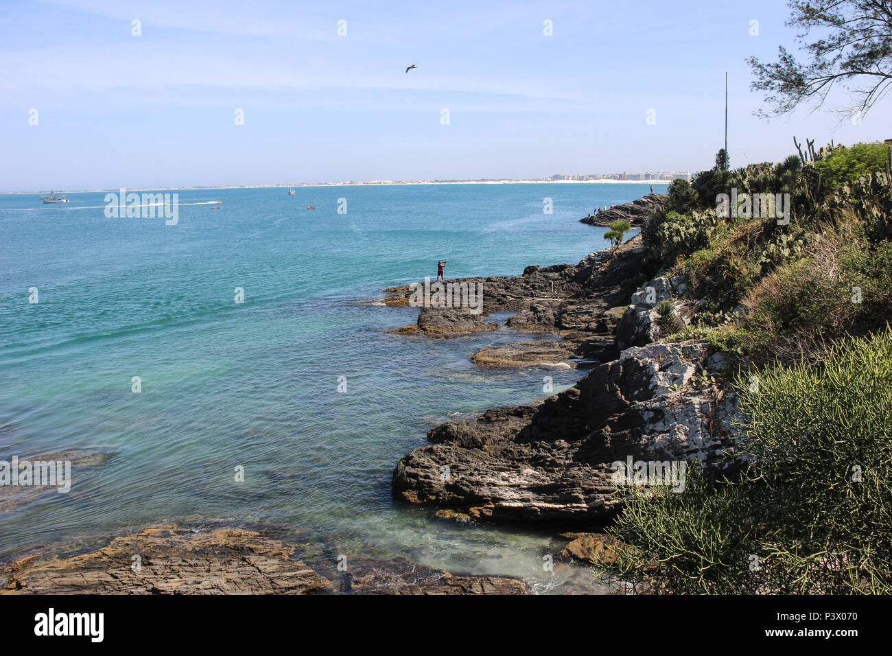 Águas cristalinas e livres de poluição fazem de Cabo Frio um grande atrativo turístico. Principais pontos turísticos de Cabo Frio, na região dos Lagos, no Rio de Janeiro. Foto Stock