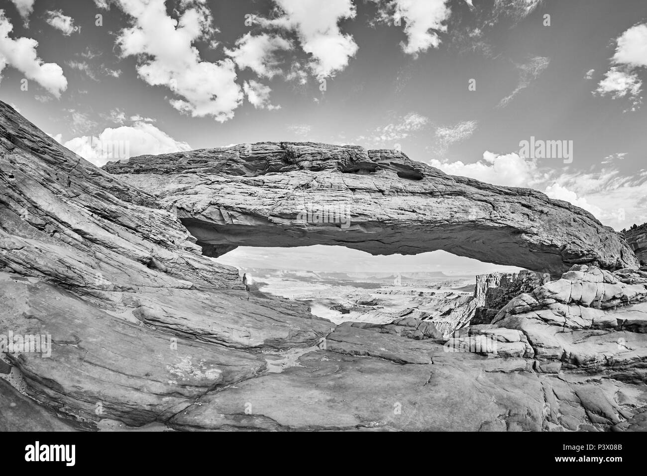 Mesa Arch nel Parco Nazionale di Canyonlands, Utah, Stati Uniti d'America. Foto Stock