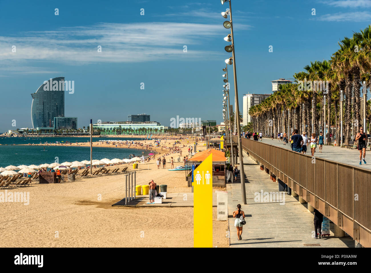 Platja del Somorrostro beach, Barcellona, in Catalogna, Spagna Foto Stock