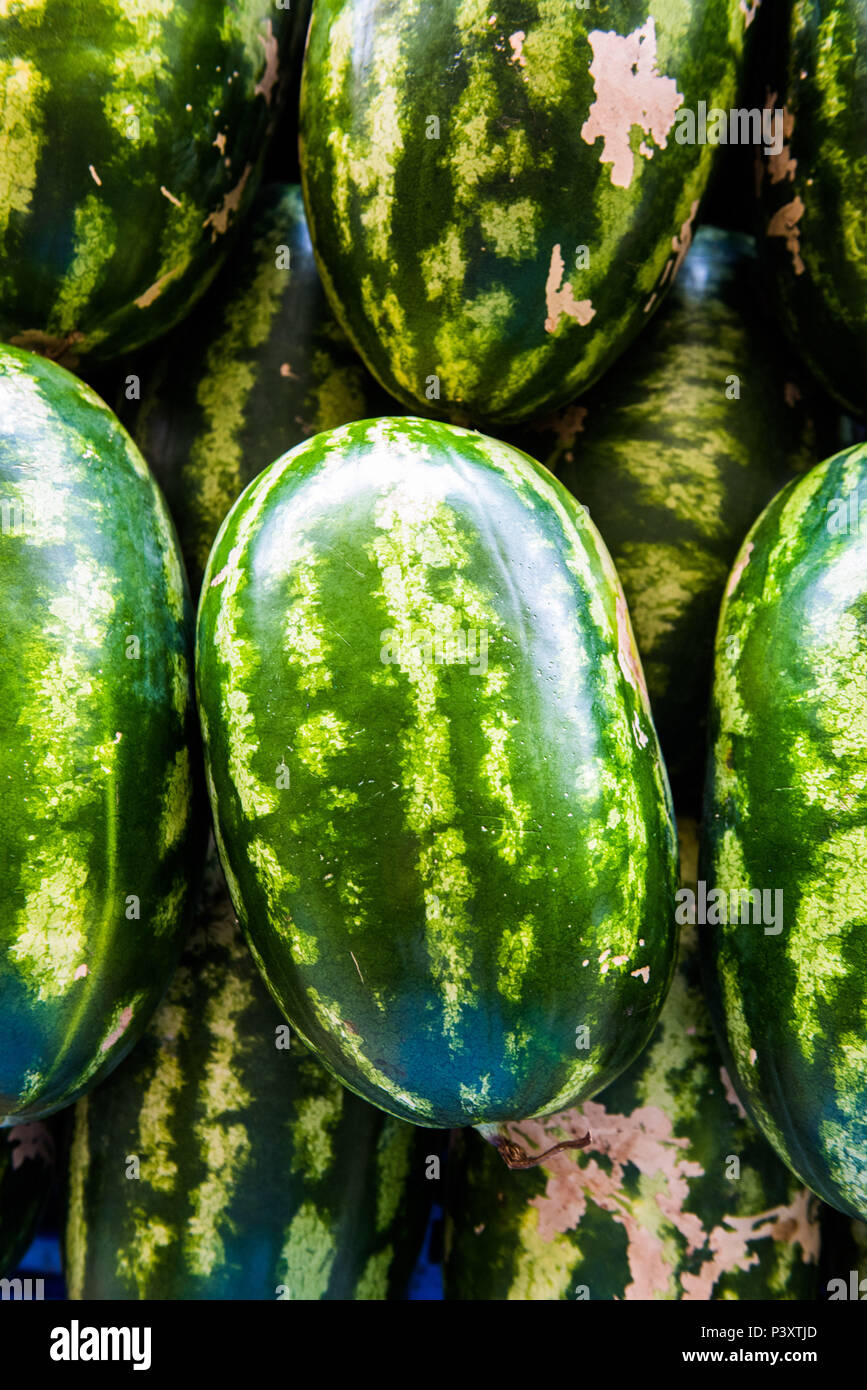 Melancia (Citrullus lanatus) duranti feira de Produtos regionais em Iranduba/AM. Foto Stock
