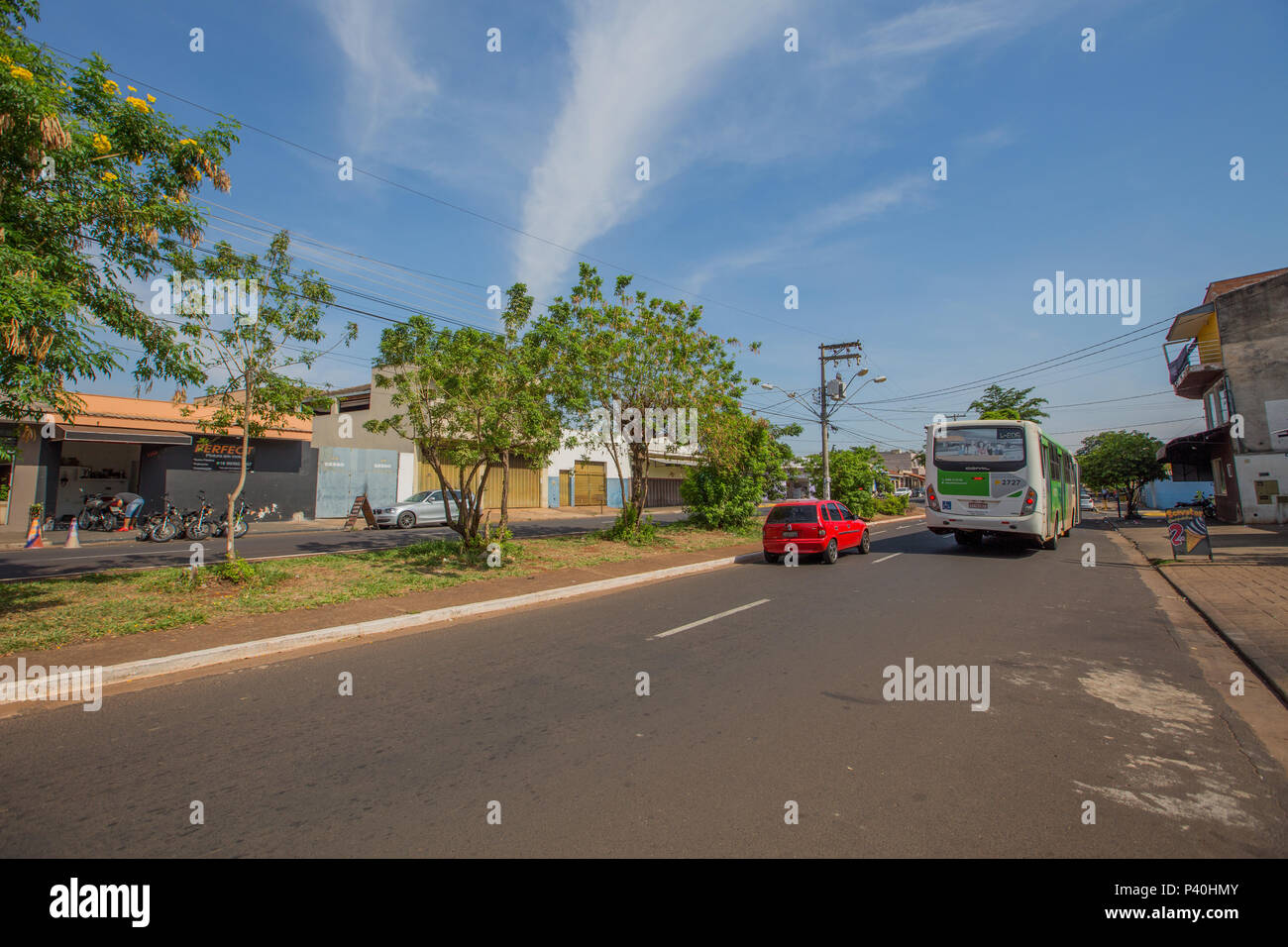Rua Monteiro Lobato, em Ribeirão Preto, interior de São Paulo. Foto Stock