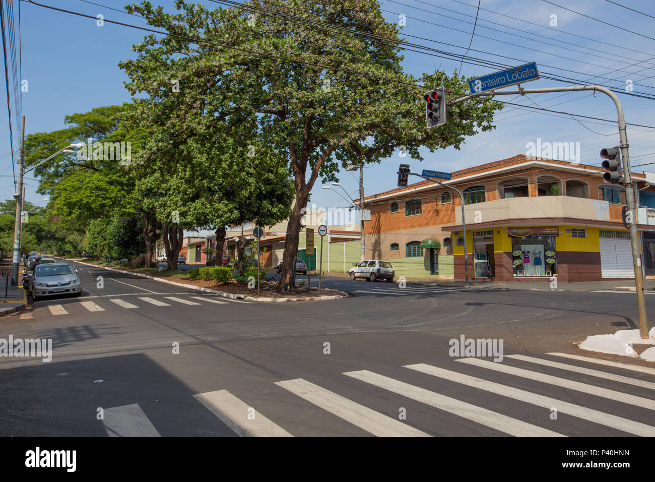 Rua Monteiro Lobato, em Ribeirão Preto, interior de São Paulo. Foto Stock