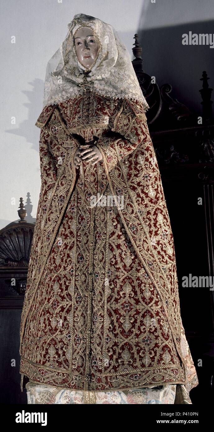 VIRGEN VESTIDA CON ONU traje de la Reina Isabel de Valois - S XVII -. Posizione: CONVENTO DE SAN CLEMENTE-museo, TOLEDO, Spagna. Foto Stock
