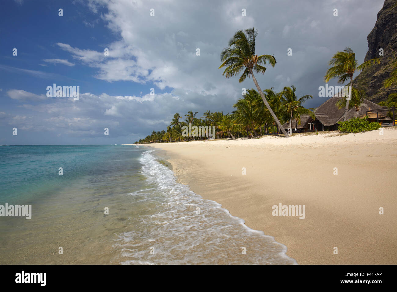 La spiaggia di Le Morne Brabant, Mauritius Foto Stock