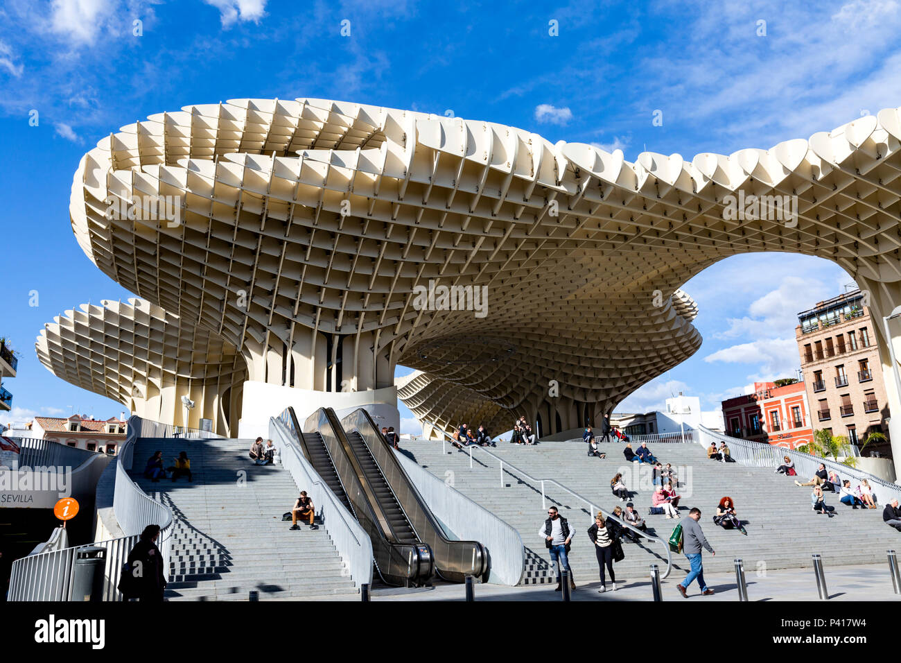 Il Metropol Parasol, Plaza de la Encarnación, Siviglia, Andalusia, Spagna  Foto stock - Alamy