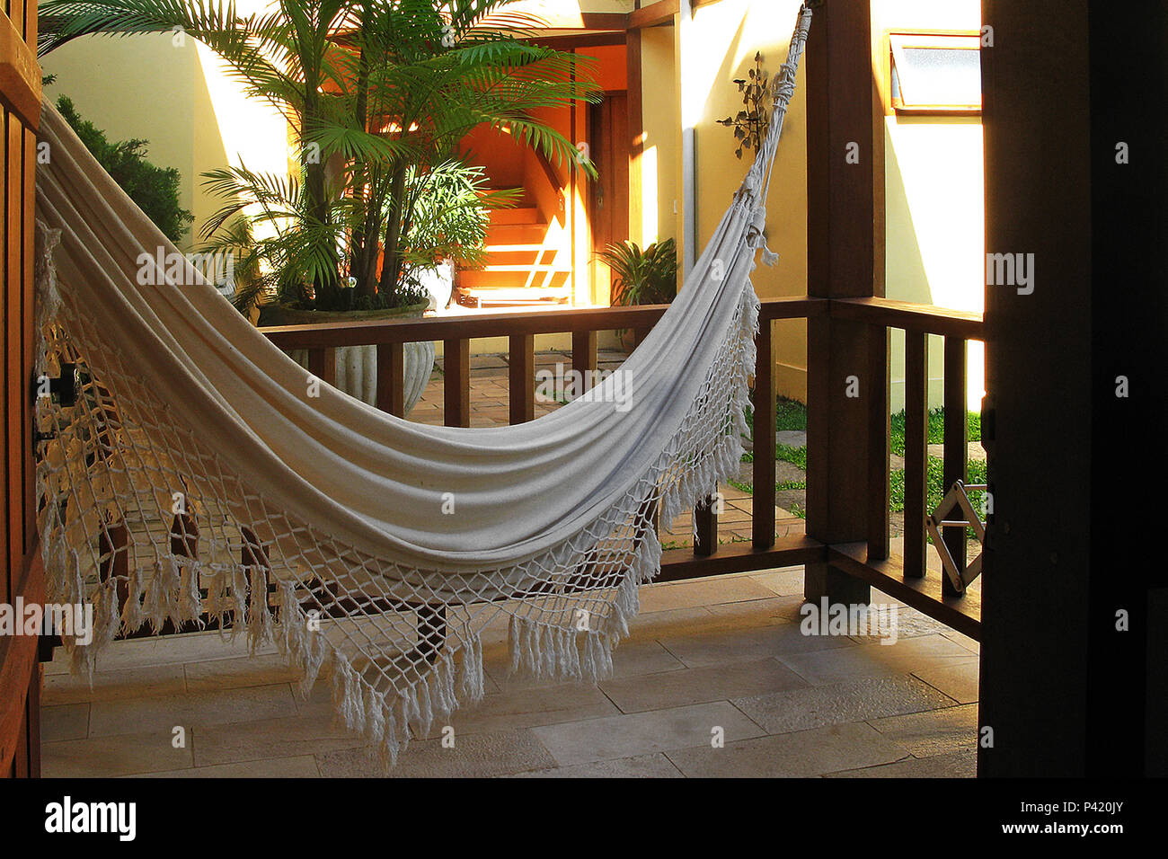 Paraty-RJ Rede Rede de Descanso Rede do Nordeste Rede na varanda rede de dormir rede de tecido Foto Stock