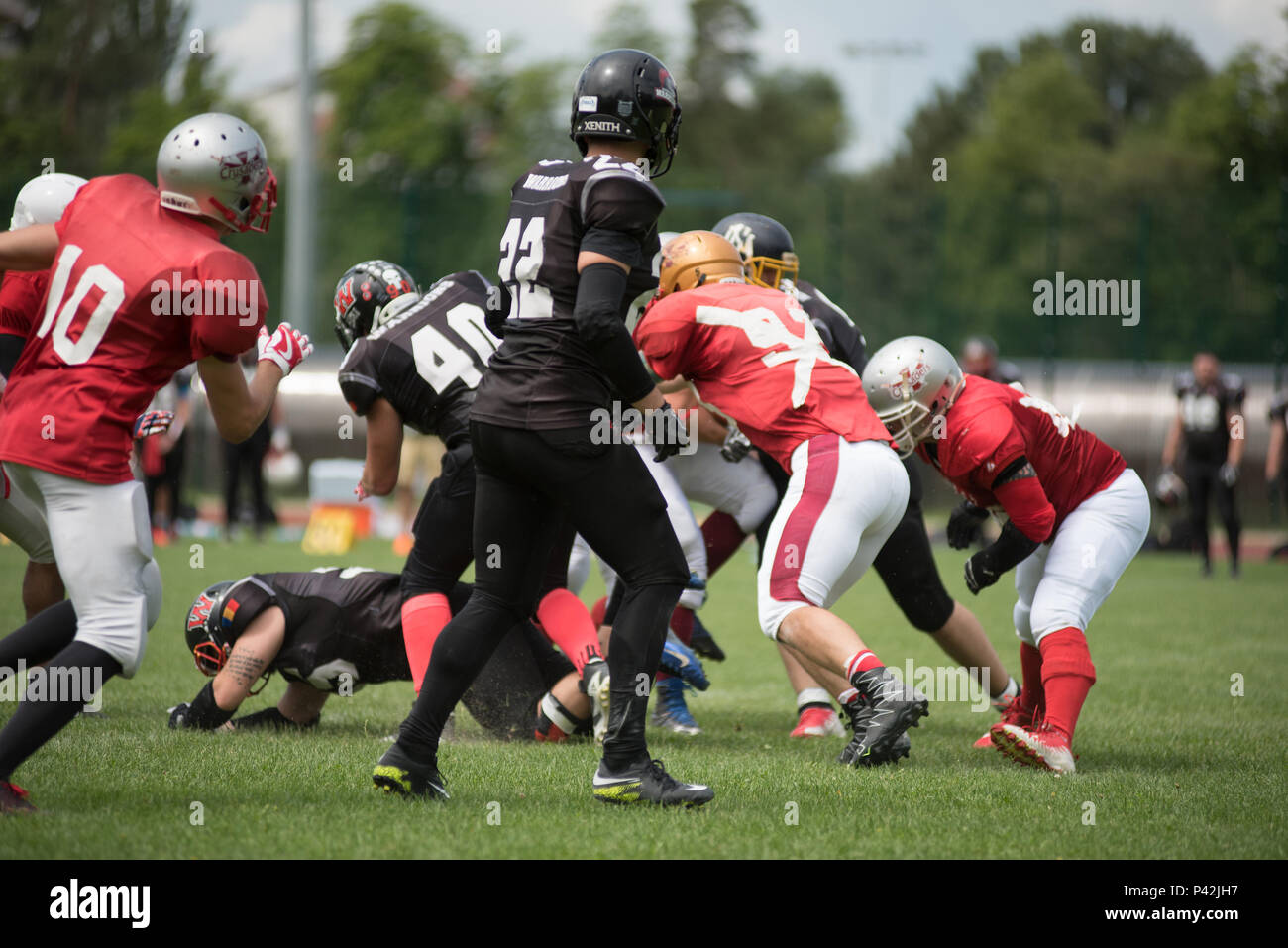 CLUJ, Romania - 17 giugno 2018: la squadra di football americano Cluj crociati giocando la semifinale partita contro guerrieri a Bucarest in Romania Troph Cup Foto Stock