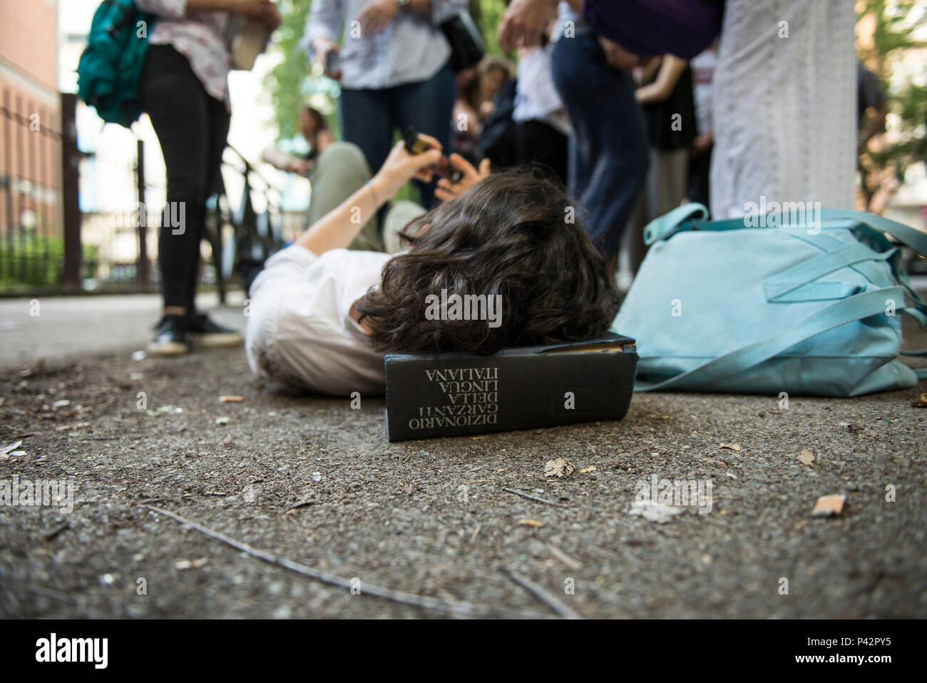 Torino Piemonte, Italia. Xx Giugno, 2018. Torino, Italy-June 20, 2018: Primo giorno di alta scuola gli esami a Vittorio Alfieri membro di alta scuola in Torino Credito: Stefano Guidi/ZUMA filo/Alamy Live News Foto Stock