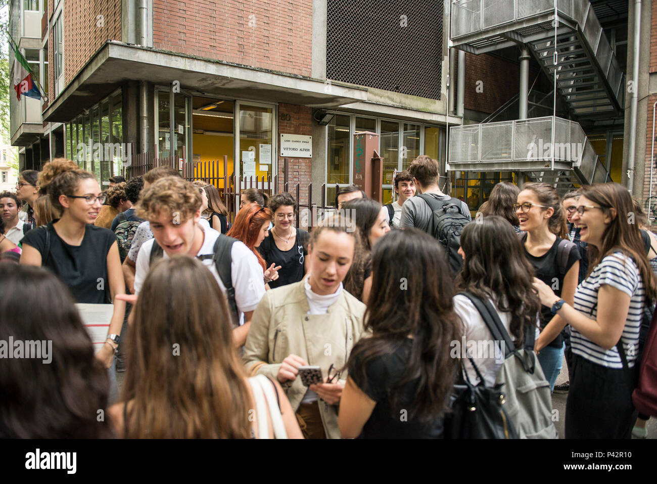 Torino Piemonte, Italia. Xx Giugno, 2018. Torino, Italy-June 20, 2018: Primo giorno di alta scuola gli esami a Vittorio Alfieri membro di alta scuola in Torino Credito: Stefano Guidi/ZUMA filo/Alamy Live News Foto Stock