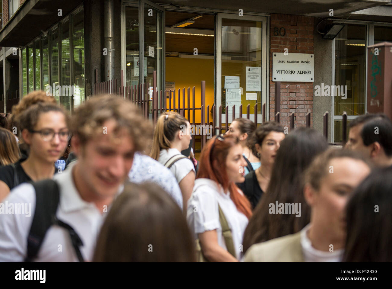 Torino Piemonte, Italia. Xx Giugno, 2018. Torino, Italy-June 20, 2018: Primo giorno di alta scuola gli esami a Vittorio Alfieri membro di alta scuola in Torino Credito: Stefano Guidi/ZUMA filo/Alamy Live News Foto Stock
