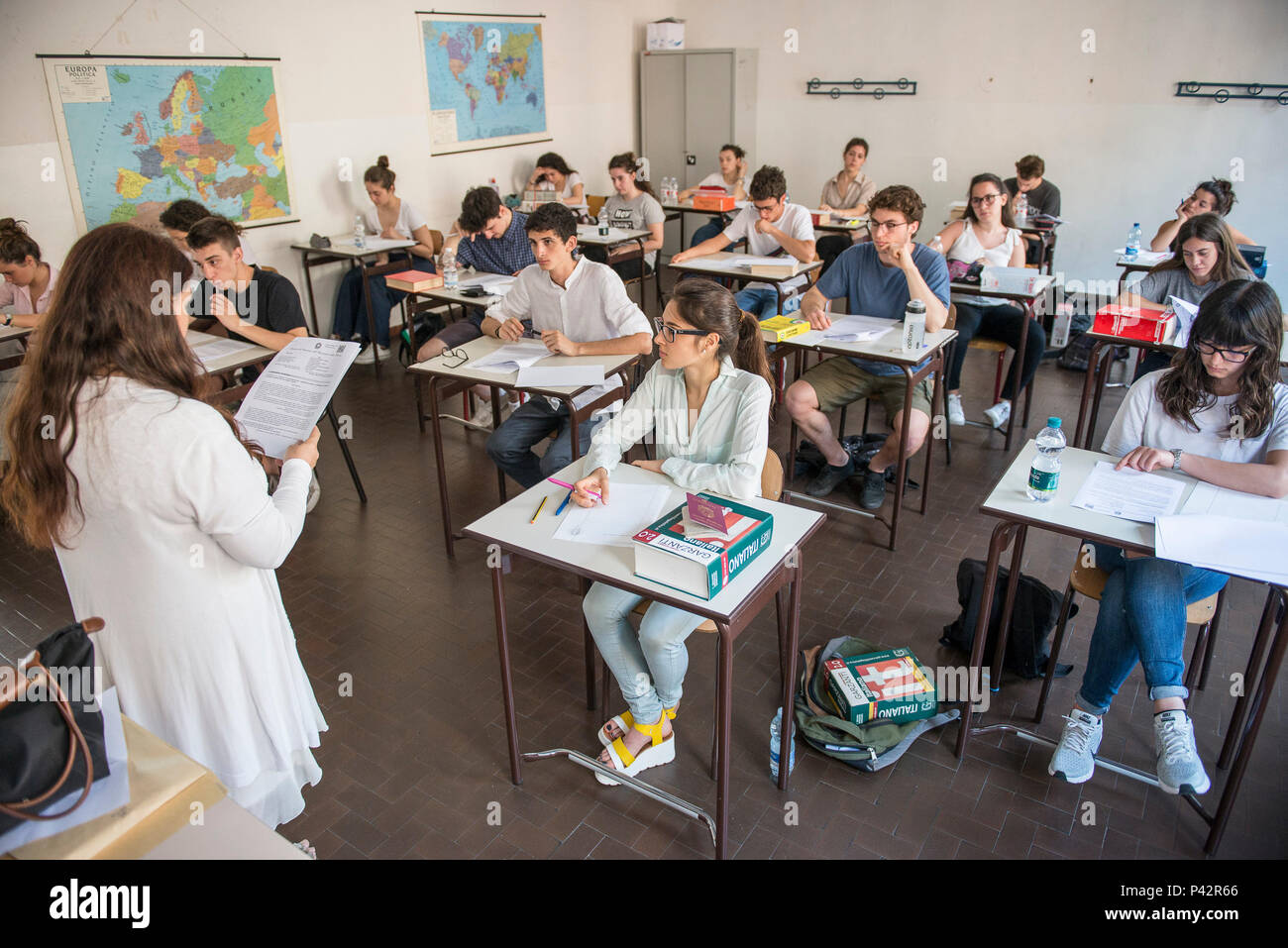Torino Piemonte, Italia. Xx Giugno, 2018. Torino, Italy-June 20, 2018: Primo giorno di alta scuola gli esami a Vittorio Alfieri membro di alta scuola in Torino Credito: Stefano Guidi/ZUMA filo/Alamy Live News Foto Stock