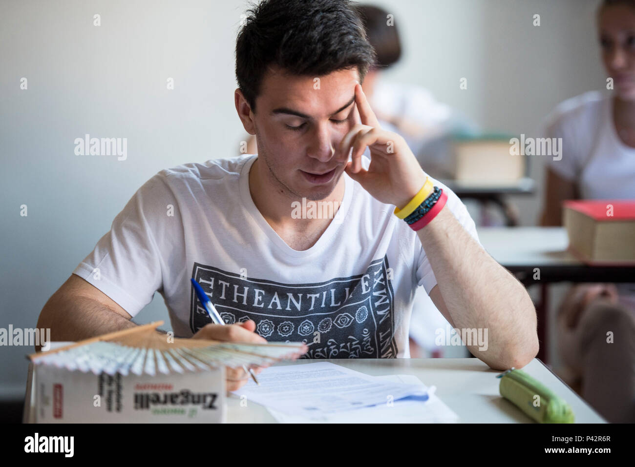 Torino Piemonte, Italia. Xx Giugno, 2018. Torino, Italy-June 20, 2018: Primo giorno di alta scuola gli esami a Vittorio Alfieri membro di alta scuola in Torino Credito: Stefano Guidi/ZUMA filo/Alamy Live News Foto Stock