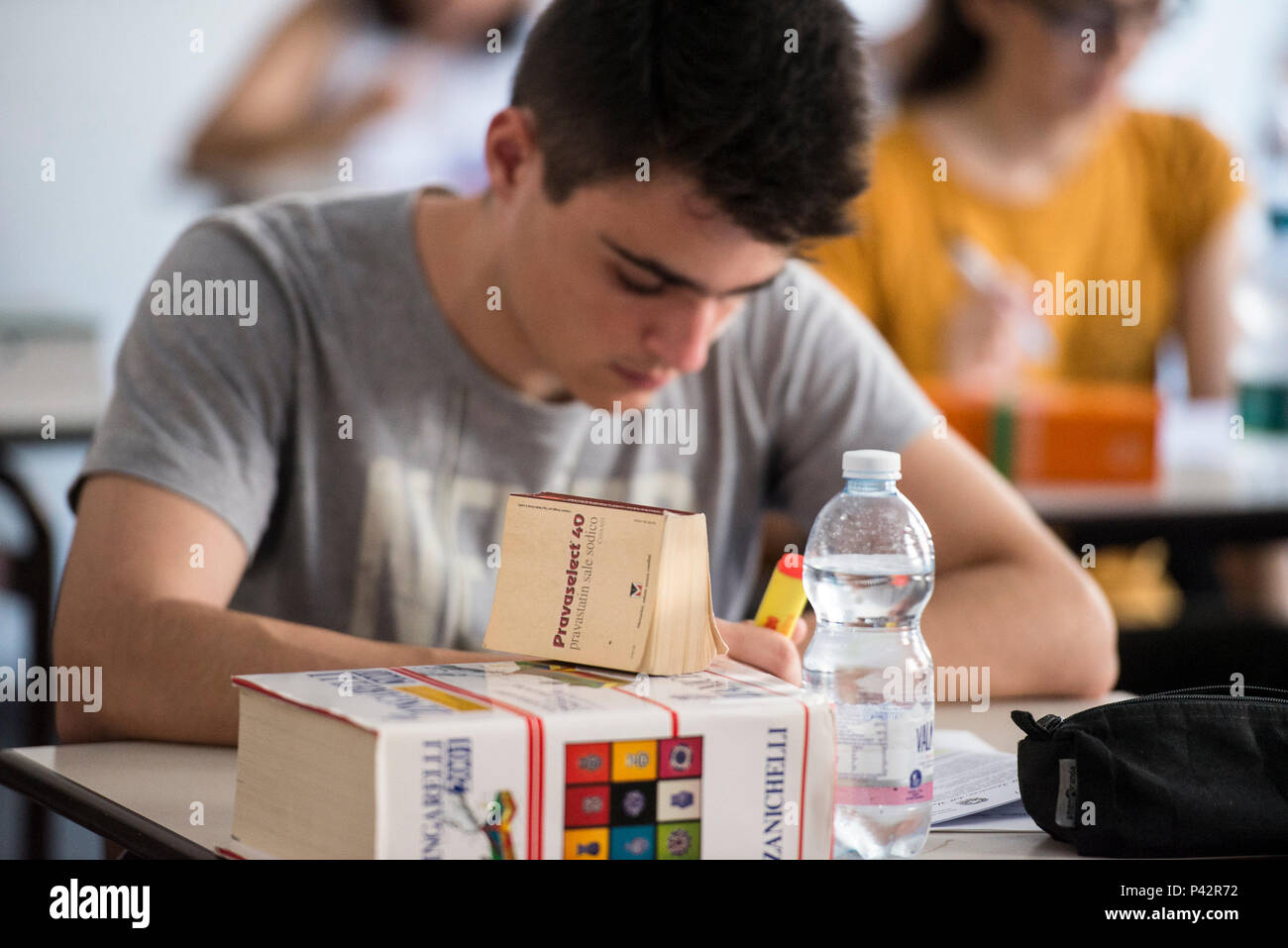 Torino Piemonte, Italia. Xx Giugno, 2018. Torino, Italy-June 20, 2018: Primo giorno di alta scuola gli esami a Vittorio Alfieri membro di alta scuola in Torino Credito: Stefano Guidi/ZUMA filo/Alamy Live News Foto Stock