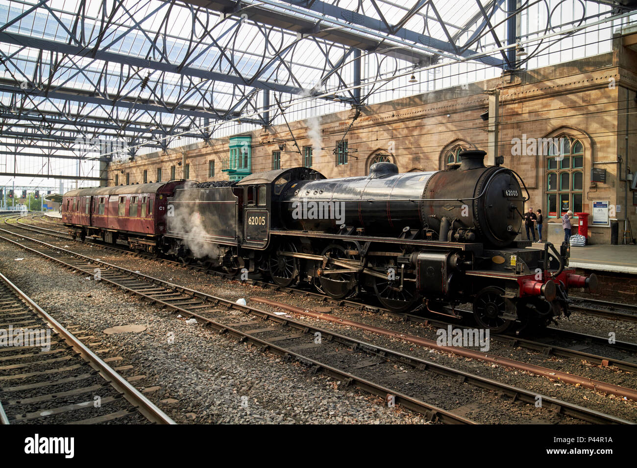 K1 signore delle isole giacobita locomotiva del treno a vapore a Carlisle ferrovia stazione ferroviaria Carlisle Cumbria Inghilterra REGNO UNITO Foto Stock