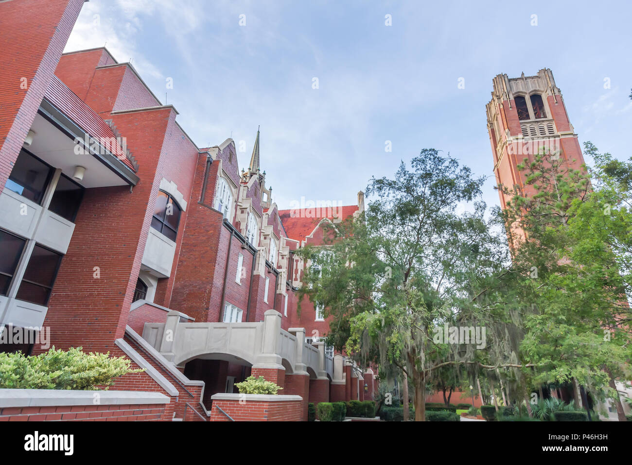 Secolo Torre e Università Auditorium presso l'Università della Florida il 12 settembre 2016 a Gainesville, Florida. Foto Stock