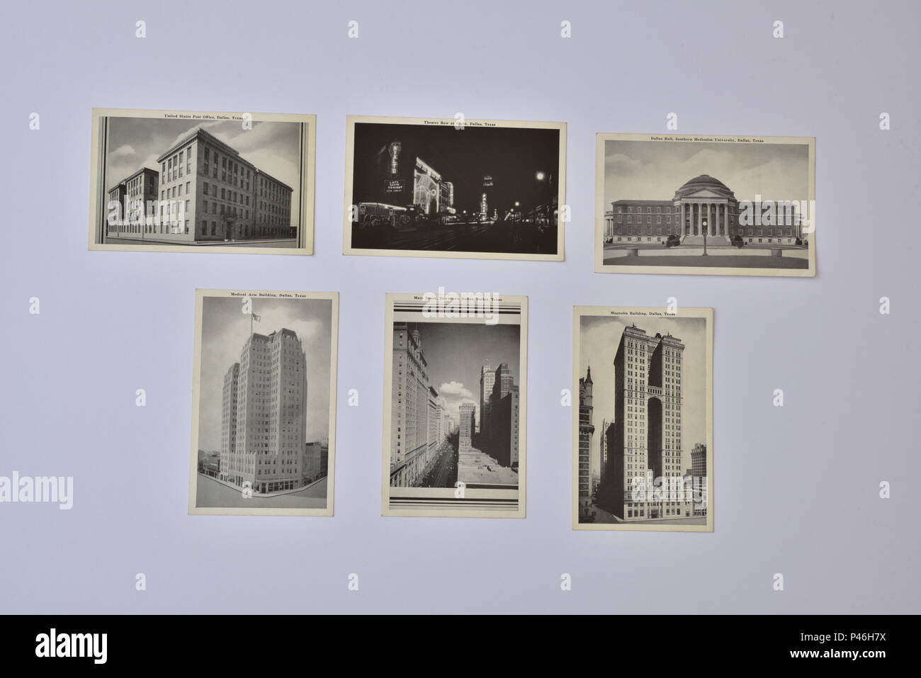 Fotografia di sei anni trenta/1940's American cartoline raffiguranti varie scene a Dallas, in Texas, in fotografie in bianco e nero. Foto Stock