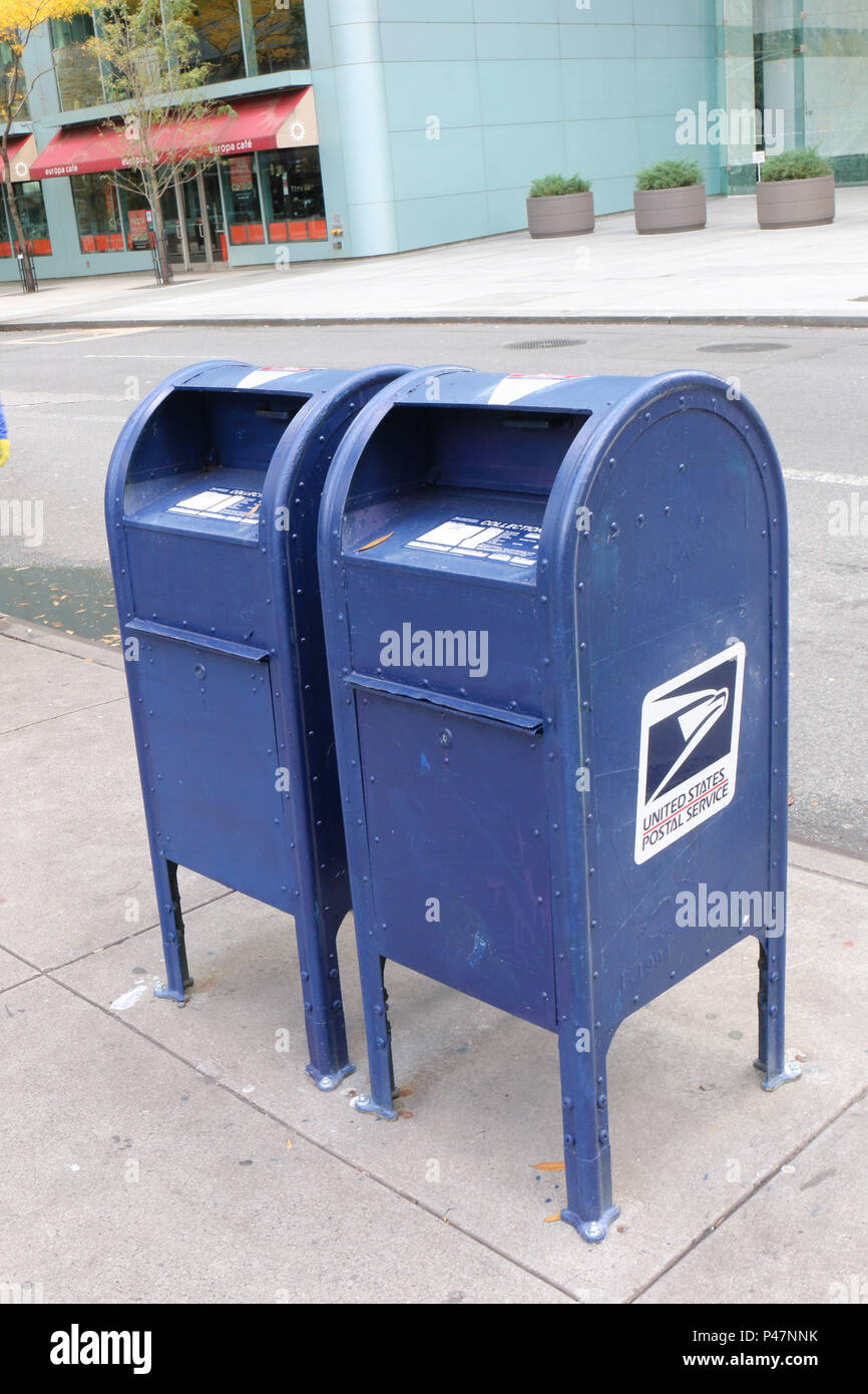 NOVA IORQUE, ESTADOS UNIDOS - 02/11/2014: UTILIDADES PÚBLICAS - Caixa de correio em Manhattan. Foto: Andre Chaco / Fotoarena (restrizione: Sud America diritti solo) Foto Stock