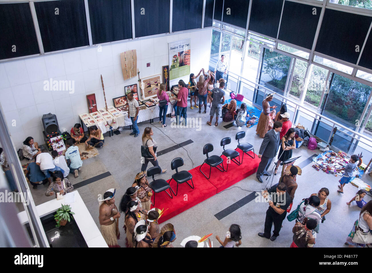 BELO Horizonte, MG - 18/04/13: Comemoração fare Dia do Índio - Comemoração fare Dia do Índio na Assembléia Legislativa de Minas Gerais. (Foto: Mourão Panda / Fotoarena) Foto Stock