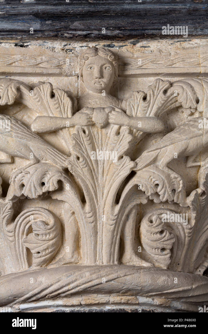 Brauweiler bei Pulheim, Abteikirche San Nicolò, Benediktuskapelle, Kapitell 11.-12. Jahrhundert Foto Stock