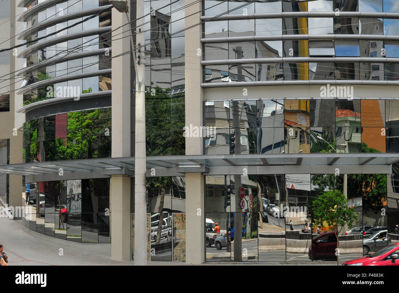 Belo Horizonte, MG - 03/03/15: Fachada do condomínio officenter. (Foto: Mourão Panda / FotoArena) Foto Stock