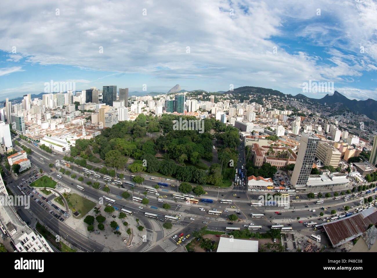 RIO DE JANEIRO, RJ - 31.03.2015: Avenida Presidente Vargas no Centro da Cidade visto a partir da Torre da Central do Brasil. Foto: Celso Pupo / Fotoarena Foto Stock