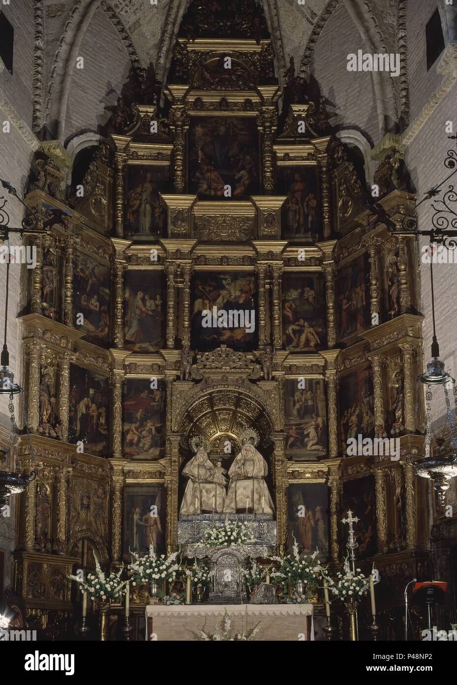 RETABLO MAYOR RENACENTISTA - siglo XVI - conjunto. Posizione: St Anne's Church, Sevilla, Sevilla, Spagna. Foto Stock