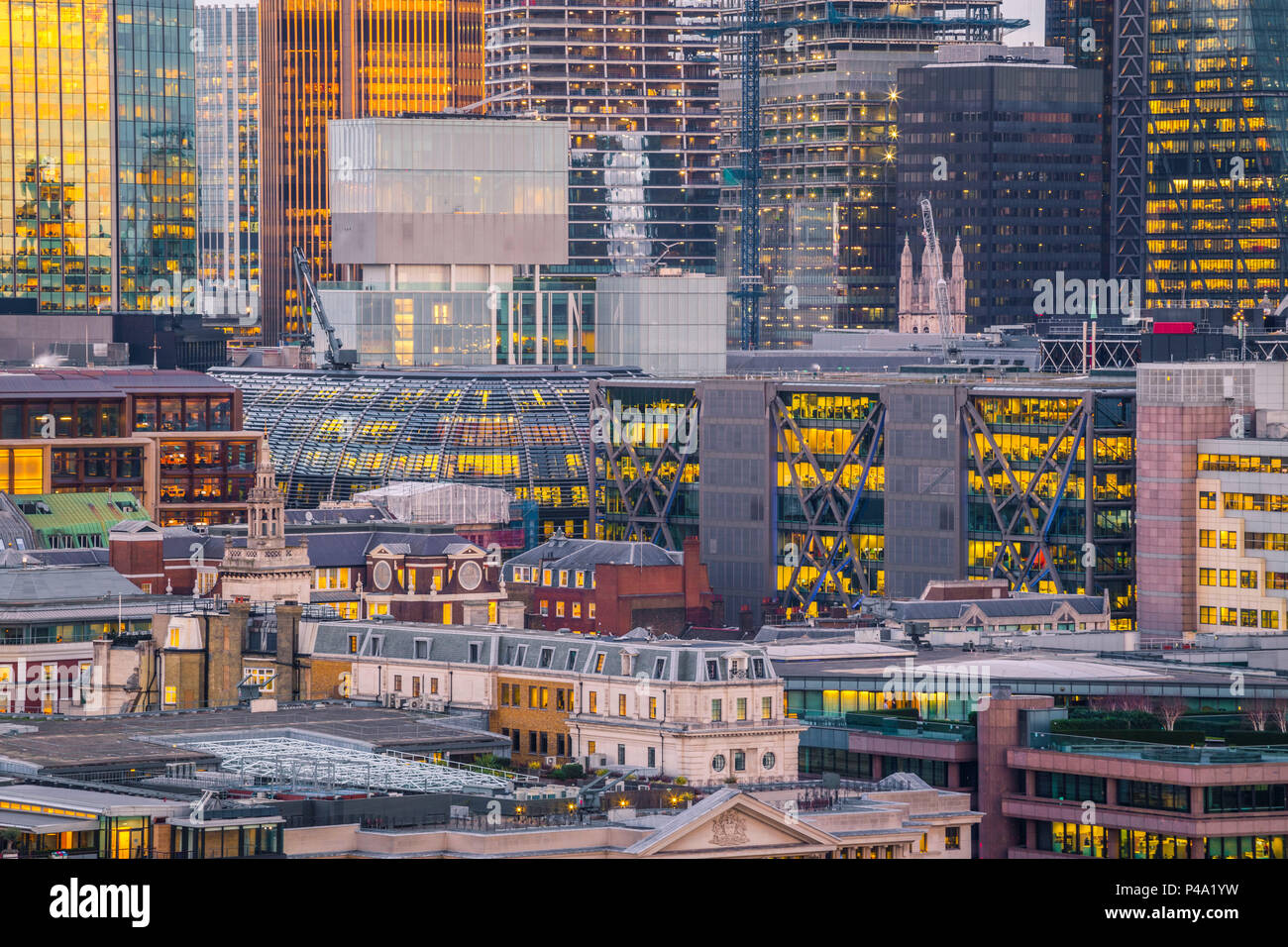 Nel distretto finanziario londinese. Londra, Regno Unito. Foto Stock