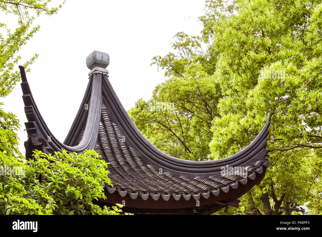 Architettura cinese, splendido tetto a pagoda - Suzhou, Cina Foto Stock