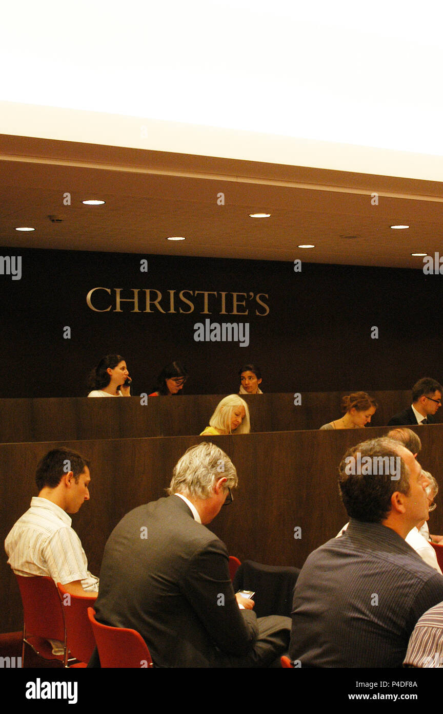 FRANCIA/ PARIGI/ HOTEL DES VENTES DE CHRISTIE'S LE 25/06/2009 LE LETTERE D'AMORE DI EDITH PIAF SONO STATE SELLED A CHRISTIE'S - ELLES ONT ETE VENDUES AUX ENCHERES A L HOTEL DES VENTES DE CHRISTIE'S AU PRIX DE 67 000 EURO. Foto Stock