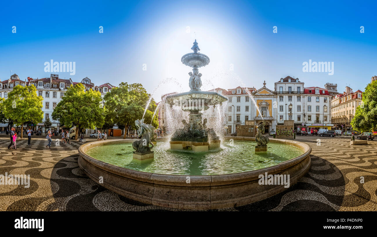 Europa, Portogallo Lisbona,Piazza Rossio, Platz, Brunnen Foto Stock