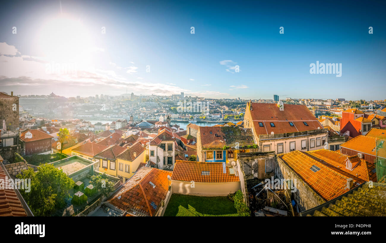 Europa, Portogallo, Porto, Stadtteil, Altstadt, Douro, Viertel, Ribeira, Vila Nova de Gaia, Douro, Ufer Foto Stock