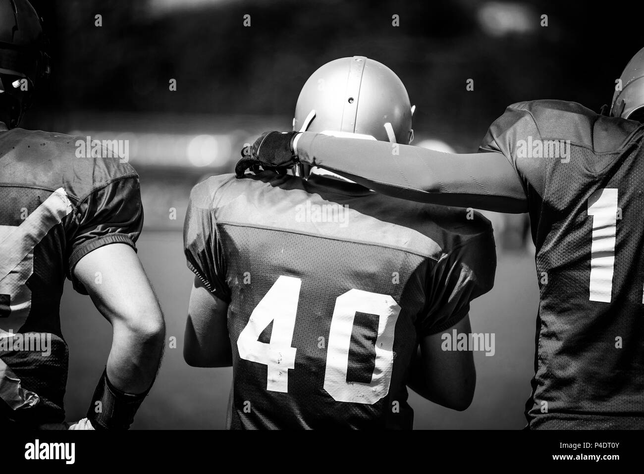 Immagine in bianco e nero di American Football giocatori in azione Foto Stock