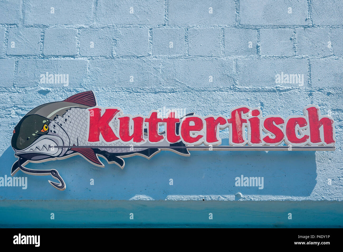 Cartellone pubblicitario per il ristorante Kutterfisch, Sassnitz, Rügen, Meclenburgo-Pomerania Occidentale, Germania, Europa Foto Stock