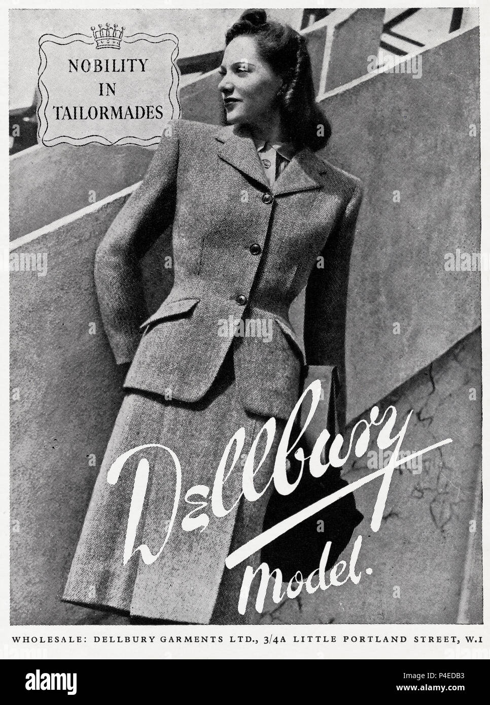 1940s vecchio vintage originale pubblicità pubblicità Dellbury signori vestiti in rivista inglese 1946 circa quando i materiali di consumo sono state ancora limitato sotto post-razionamento di guerra Foto Stock