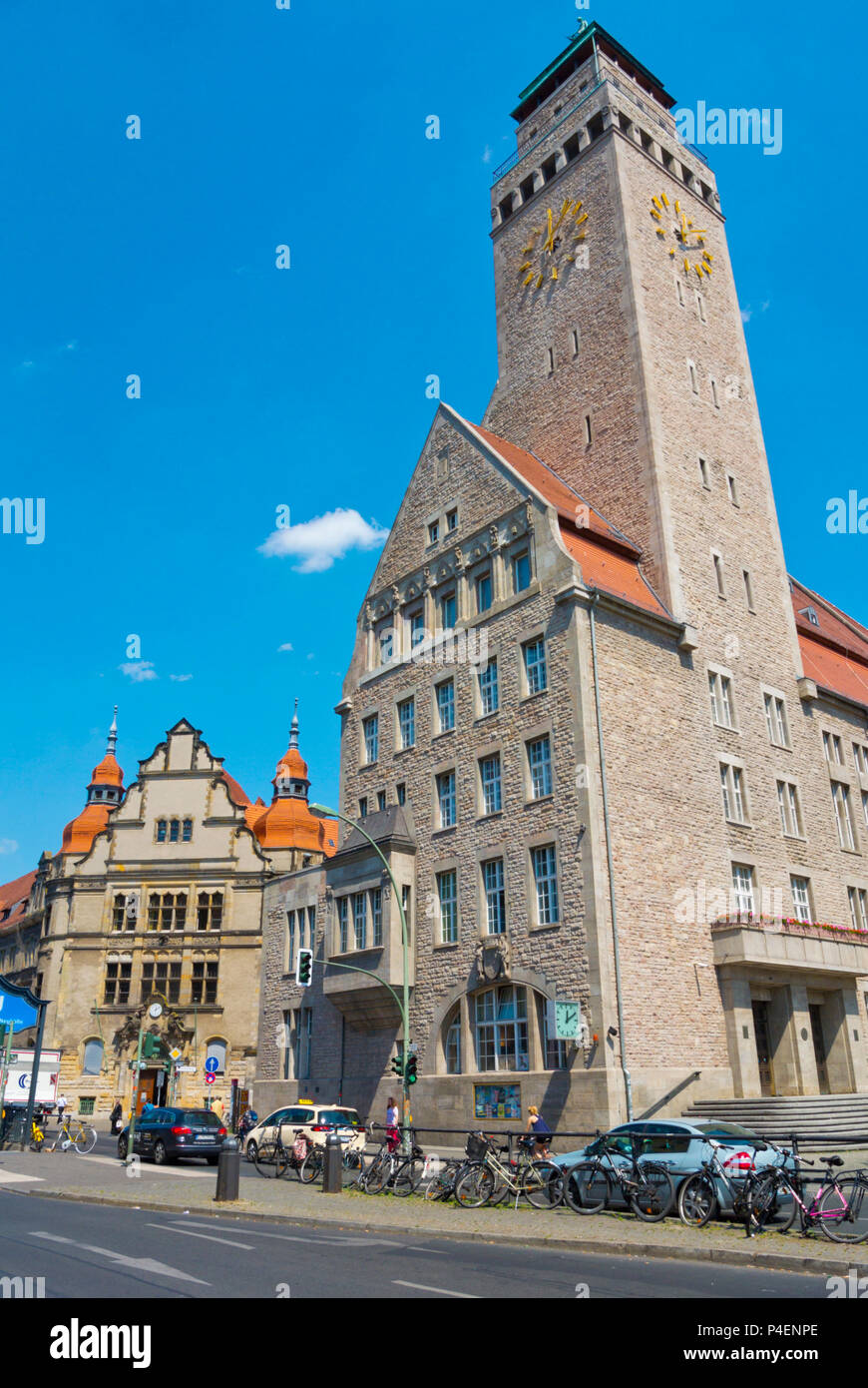 Il Rathaus Neukölln, quartiere municipio, Karl-Marx-Strasse, Neukölln, Berlino, Germania Foto Stock