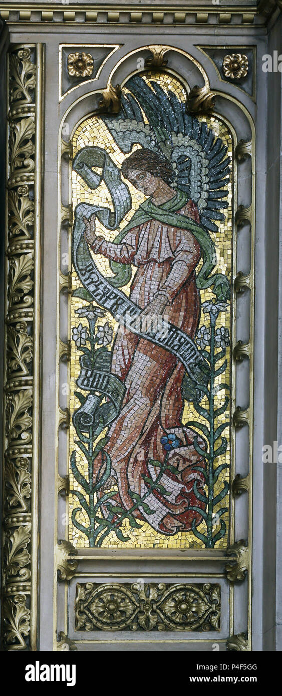 Angelo sull altare di San Cirillo e Metodio di Zagabria cattedrale dedicata all Assunzione di Maria Foto Stock