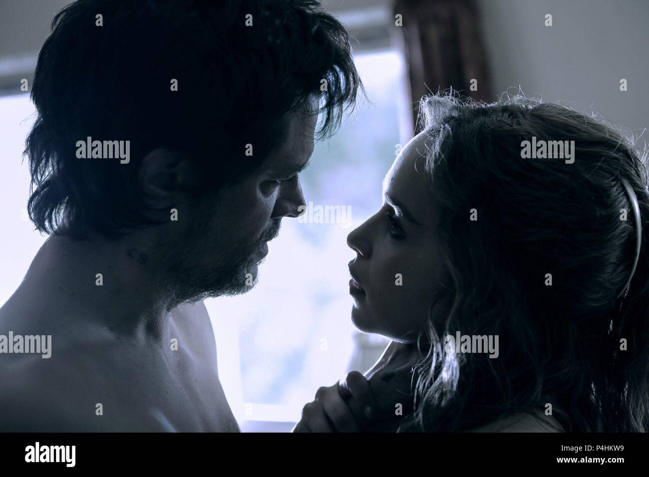 Pellicola originale titolo: al di sopra di ogni sospetto. Titolo italiano: al di sopra di ogni sospetto. Regista: PHILLIP NOYCE. Anno: 2017. Stelle: JACK HUSTON; EMILIA CLARKE. Credito: Bold Films / Album Foto Stock