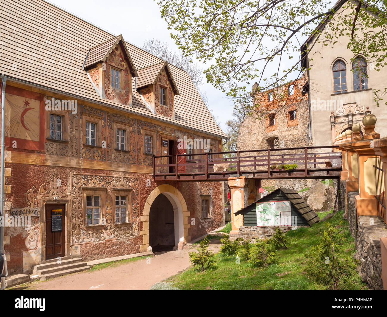 Vista del castello di Grodno in Zagorze Slaskie, Polonia Foto Stock