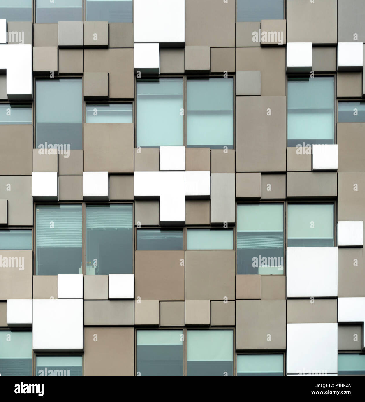 Dettagli architettonici del cubo, un multi-uso sviluppo nel centro della città di Birmingham, West Midlands, England, Regno Unito Foto Stock