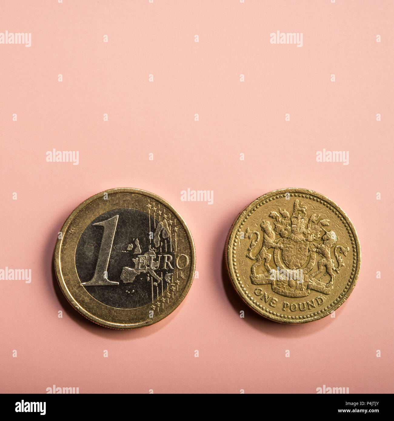 Tasso Di Cambio Della Sterlina Inglese Immagini e Fotos Stock Alamy Tasso Di Cambio Della Sterlina Inglese Immagini e Fotos Stock Alamy