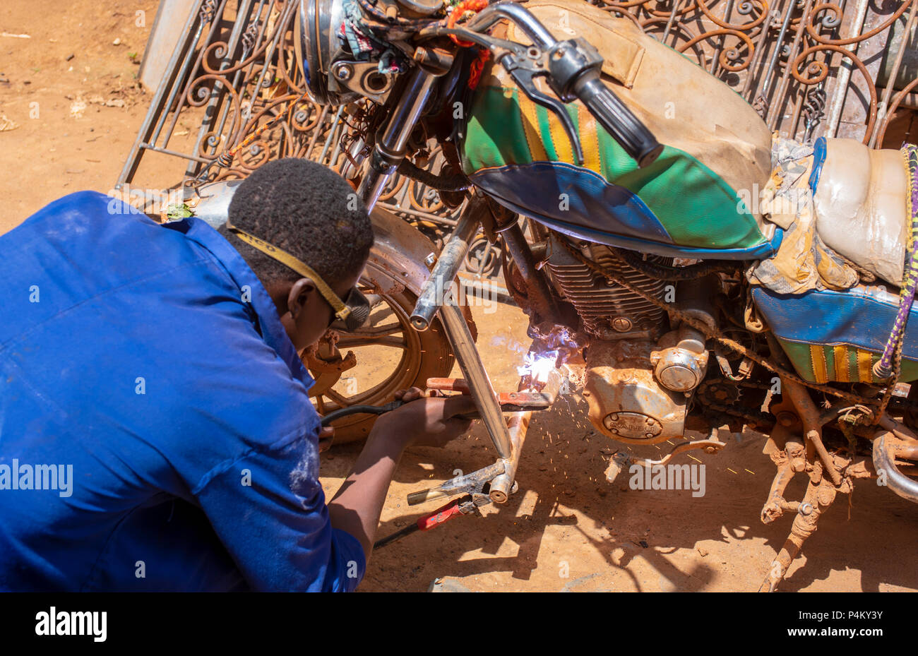 Moto meccanico nel Camerun Foto Stock