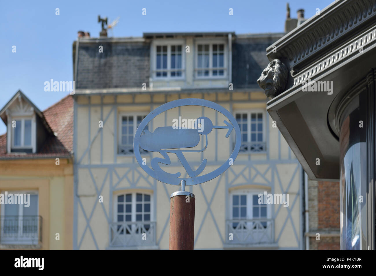 Informazioni signpost, Dieppe, Normandia, Francia Foto Stock