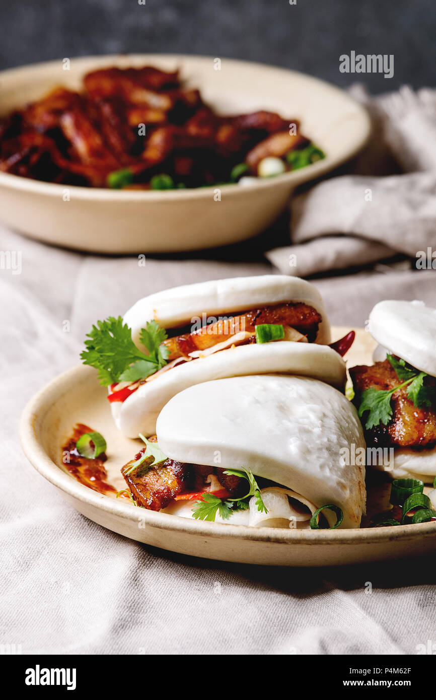 Gua bao panini con carne di maiale Foto Stock