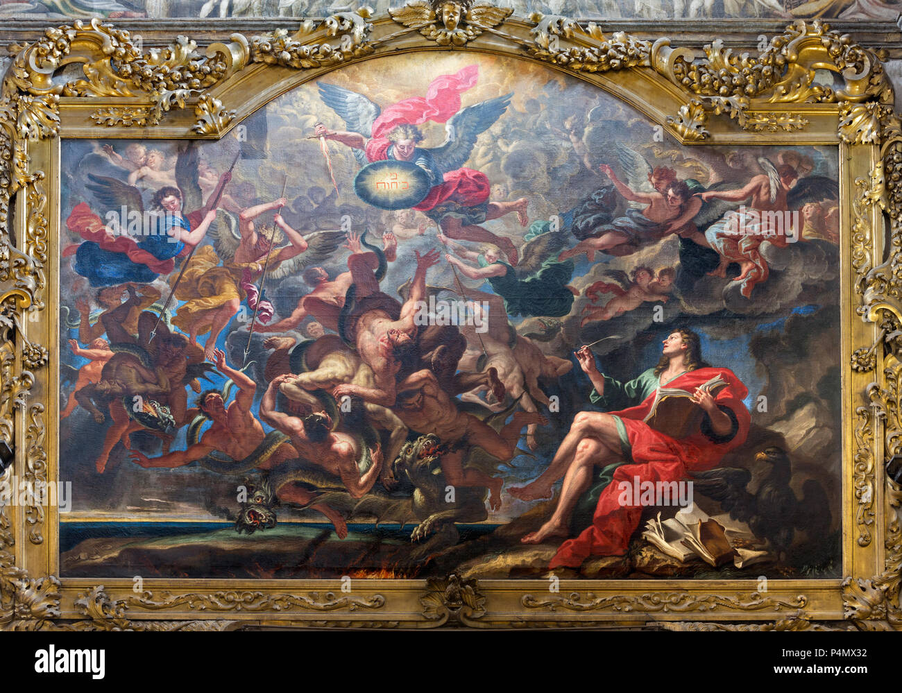 PARMA, Italia - 15 Aprile 2018: la pittura della battaglia di angeli dopo l'Apocalisse di san Giovanni nella Chiesa di San Giovanni Evangelista Foto Stock