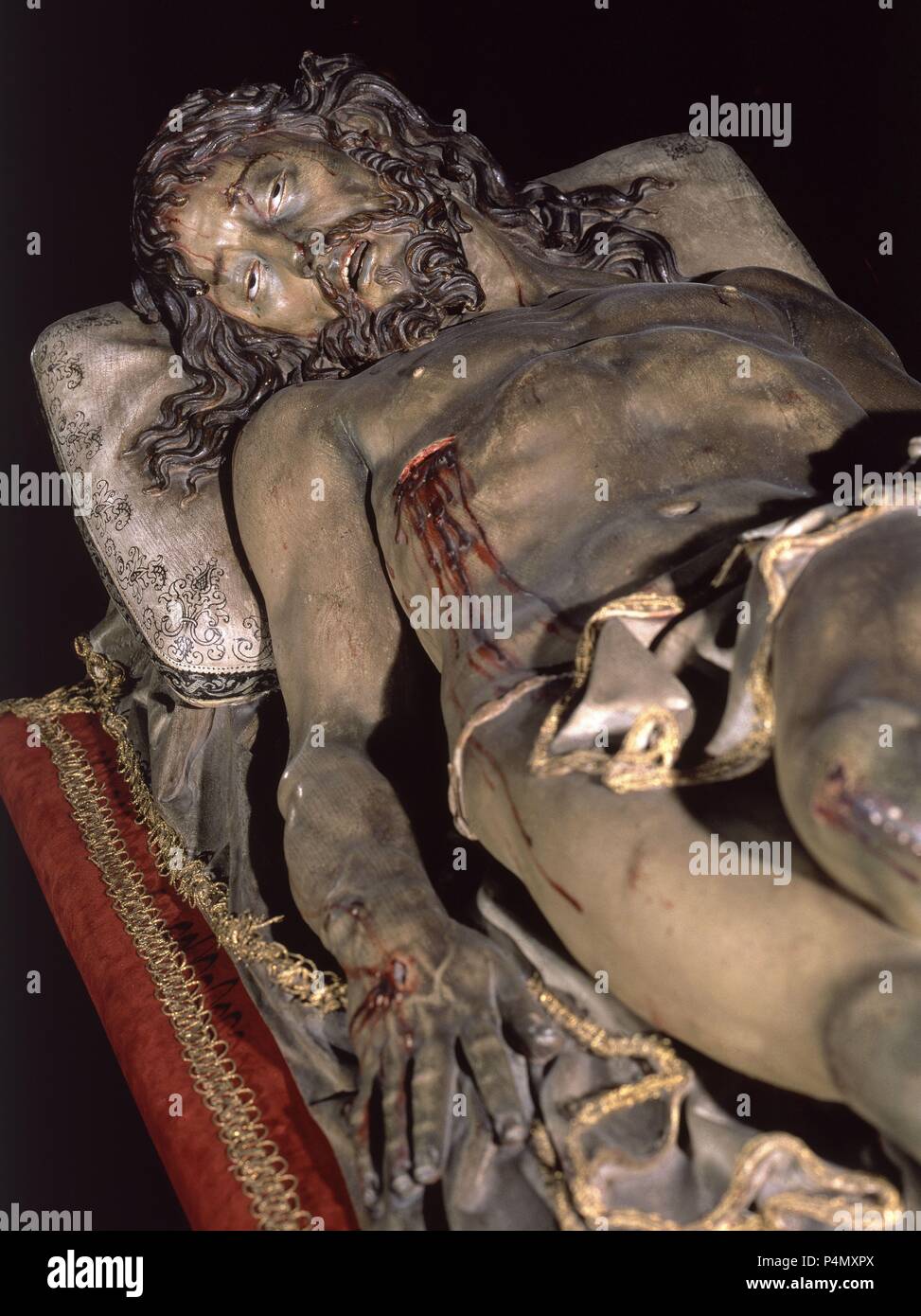CRISTO YACENTE- S XVII- ESCULTURA BARROCA-MADERA POLICROMATO. Autore: Gregorio Fernández (1576-1636). Posizione: CONVENTO DE LOS CAPUCHINOS DE EL PARDO, MADRID, Spagna. Foto Stock